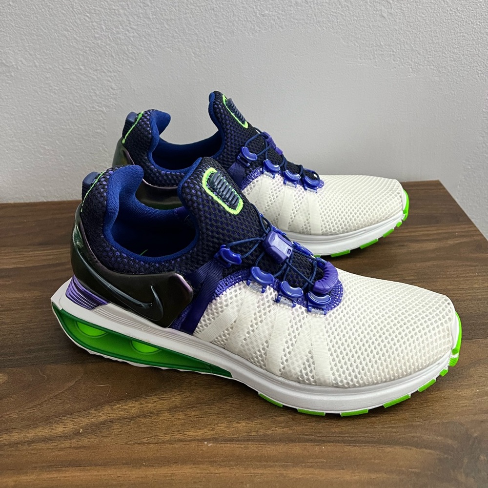 Nike gravity shocks